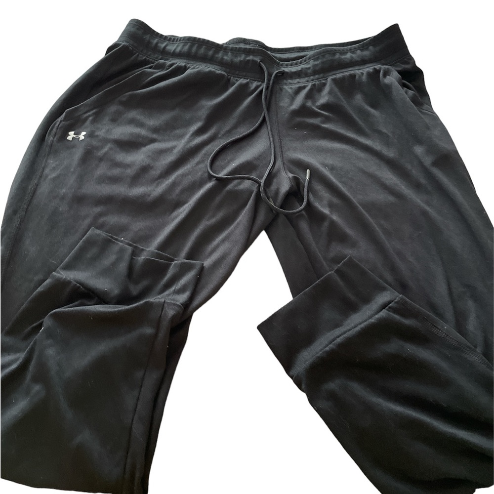 Women’s Under Armour Black Heat Gear Capri Sz XL